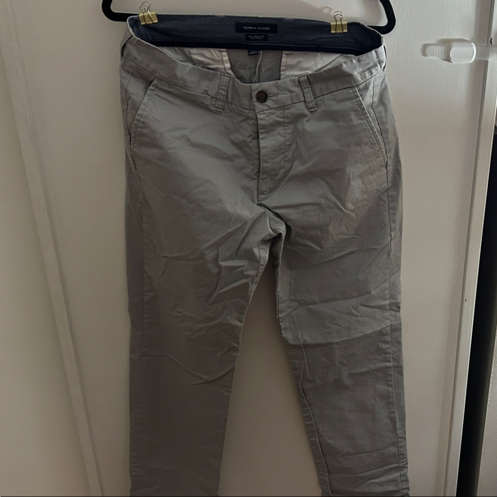 Tommy Hilfiger Men's Khaki Chinos
